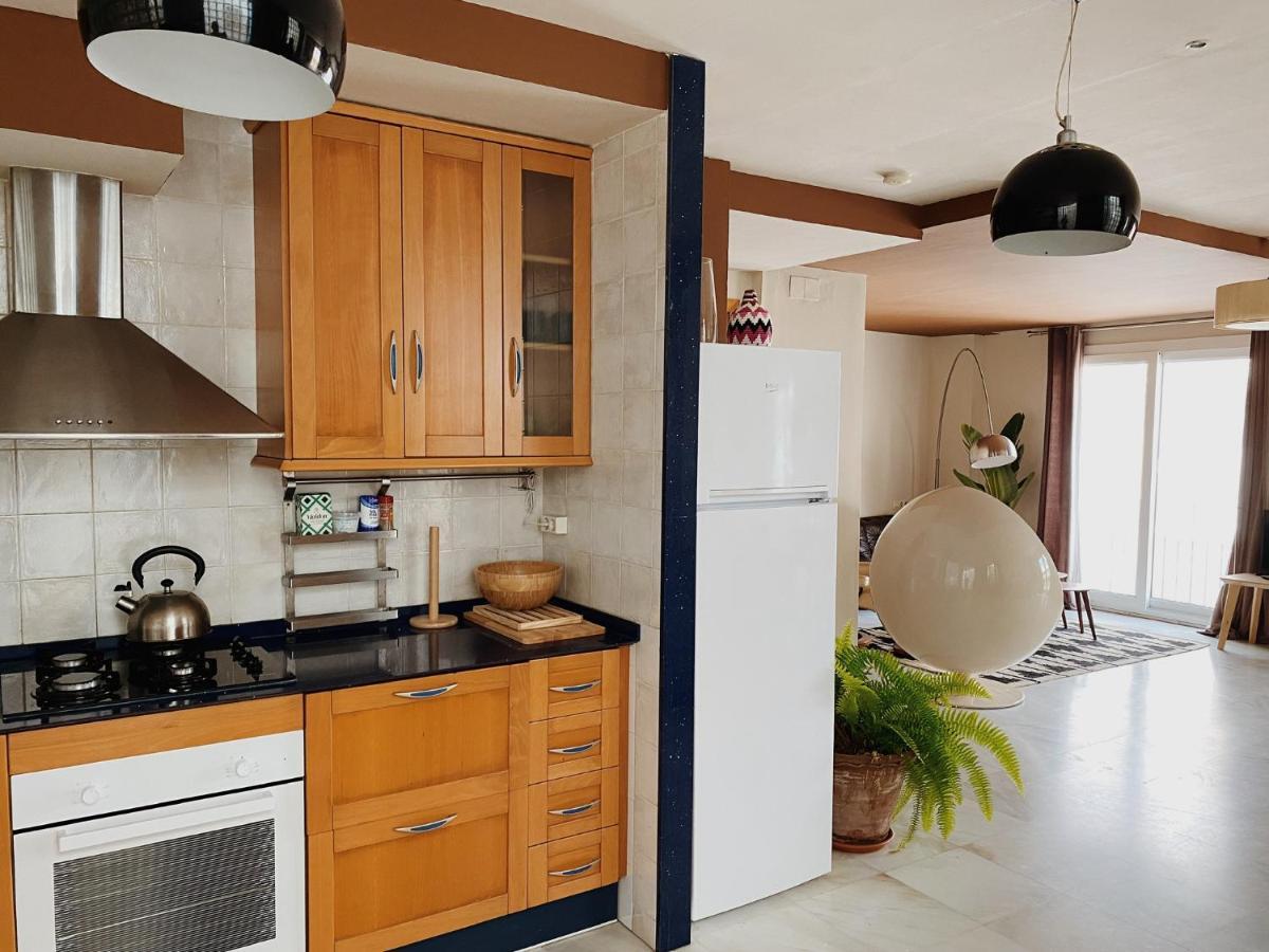 Cool Loft In The Old Town With Rooftop Terrace And Fireplace Тарифа Екстериор снимка
