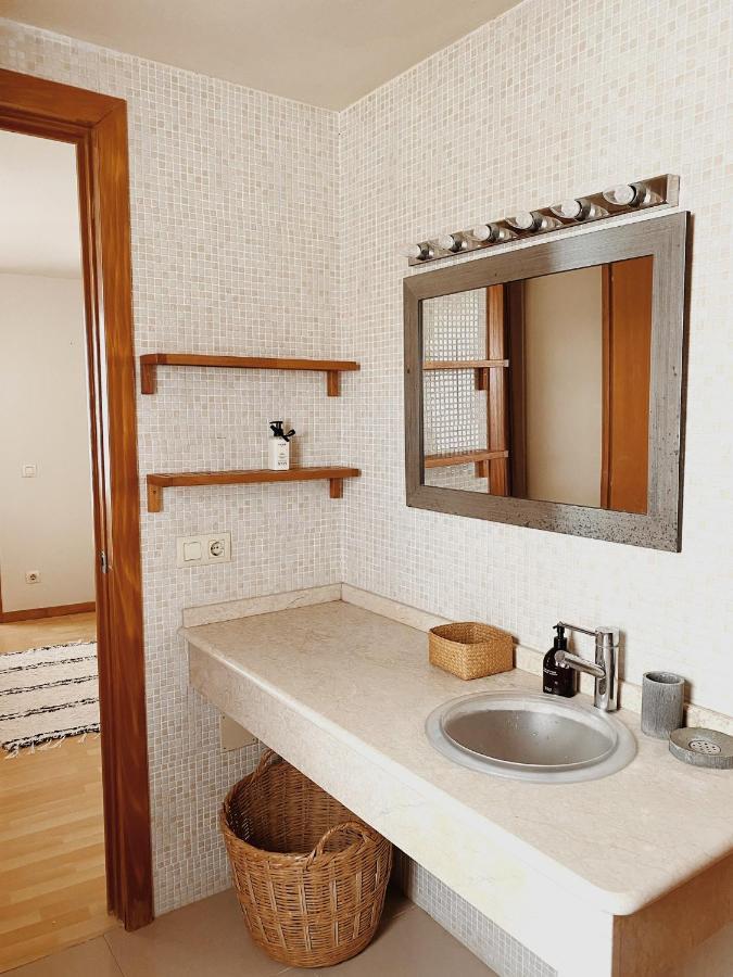 Cool Loft In The Old Town With Rooftop Terrace And Fireplace Тарифа Екстериор снимка